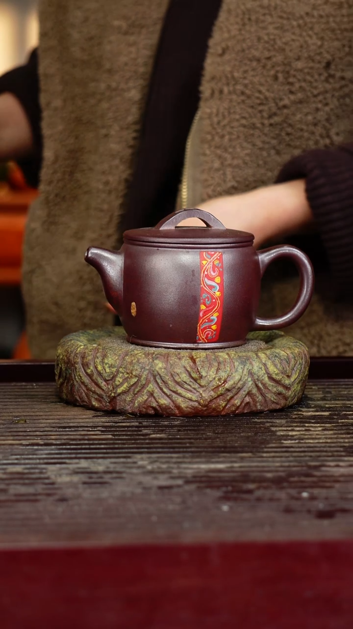 宜兴原矿紫砂壶茶壶宜兴原矿紫砂壶茶壶200C