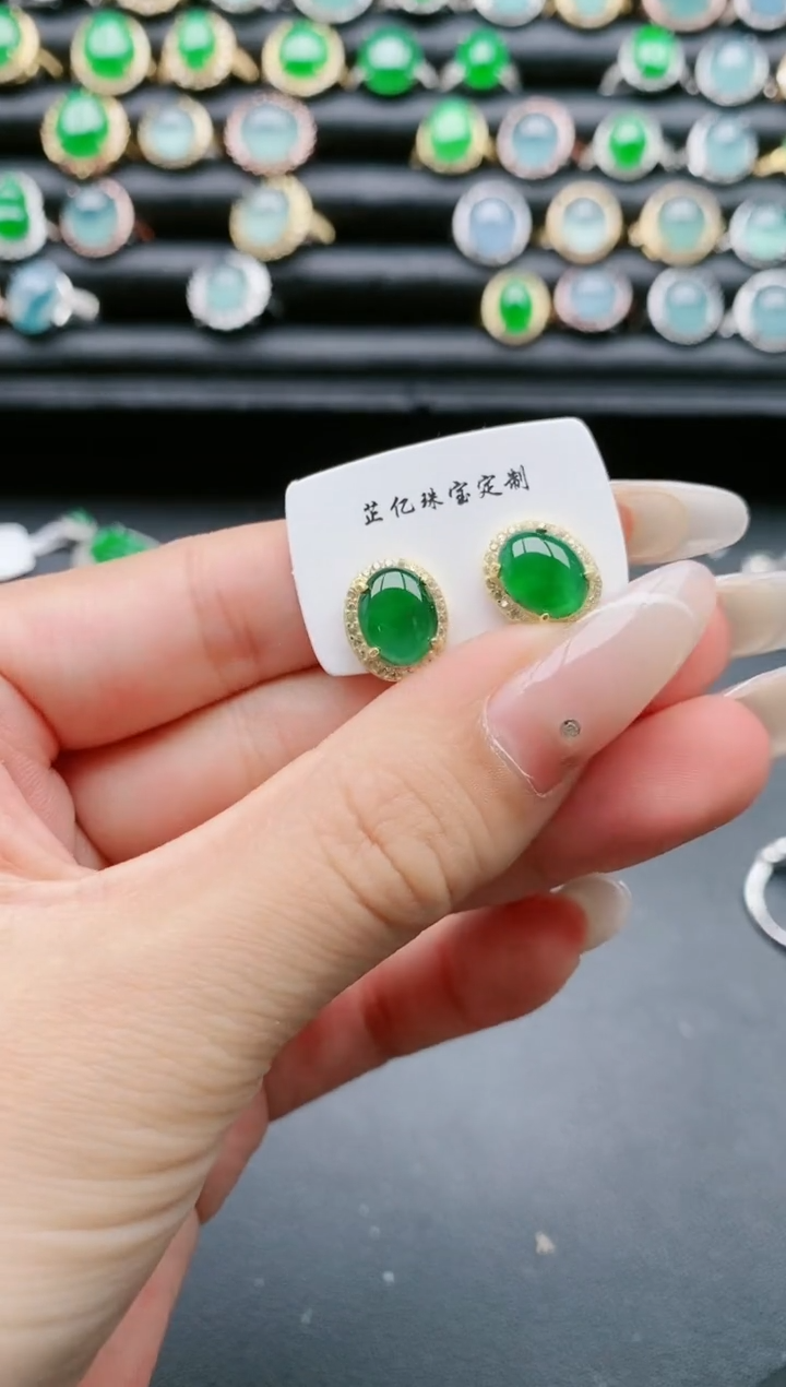 【闪购商品】翡翠戒指银S925镶嵌111111