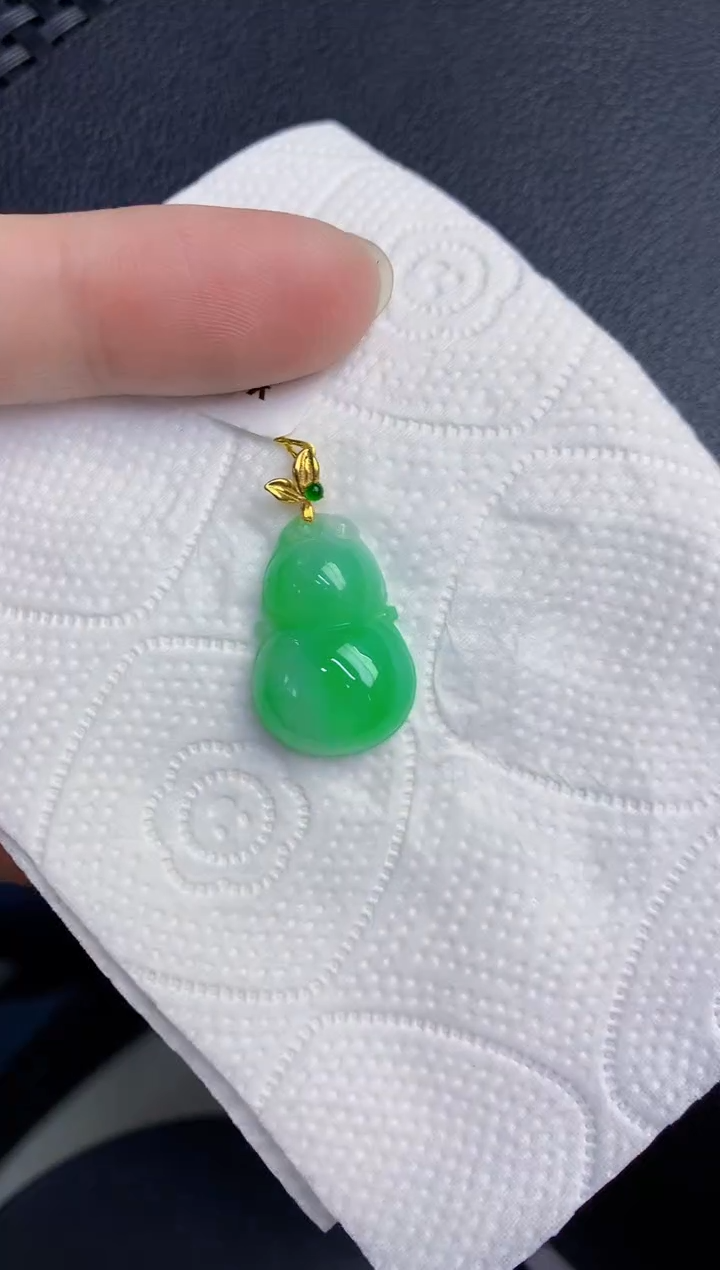 颈饰18K金镶嵌翡翠天然翡翠缅甸A货