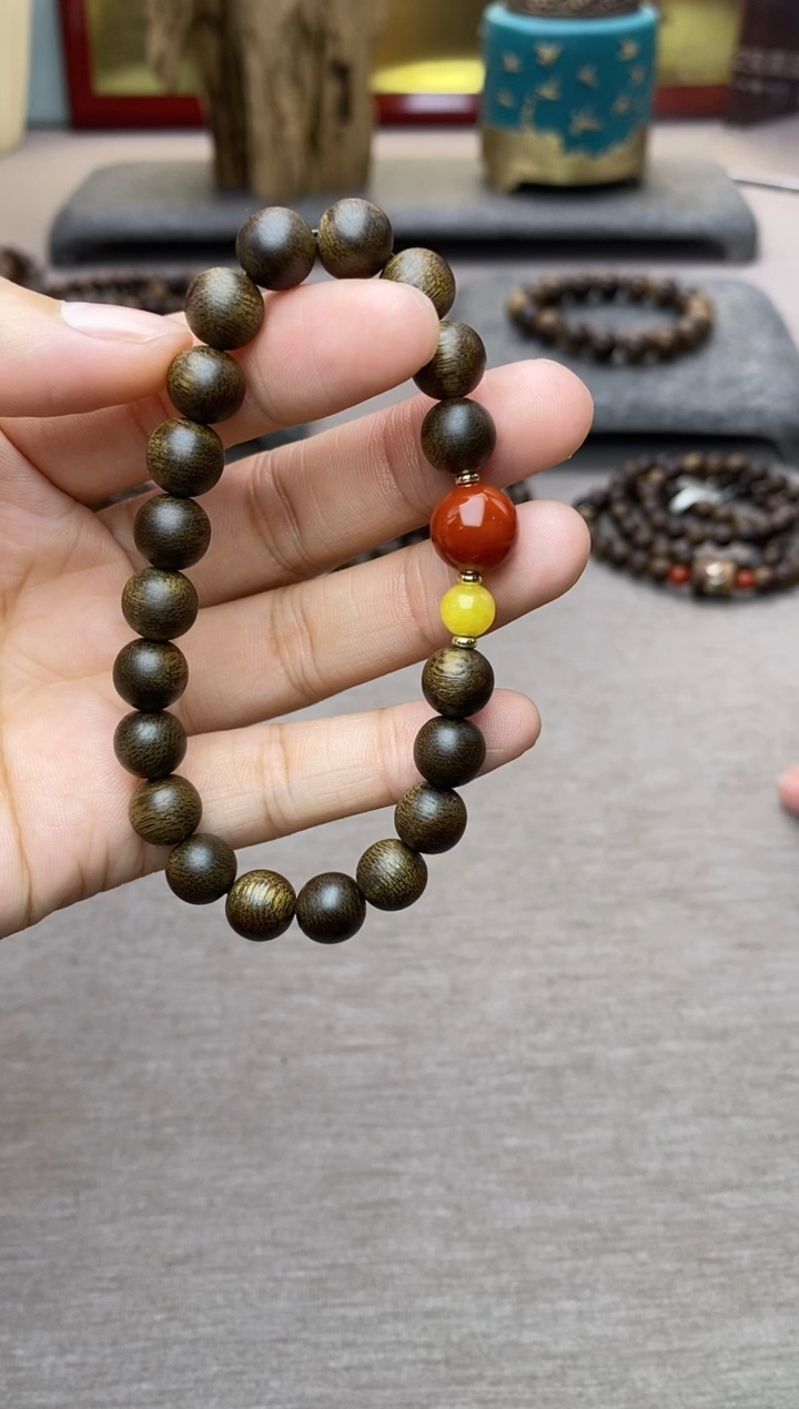 【闪购商品】沉香手串越南顺化玉化紫棋楠08 沉水单圈+配饰