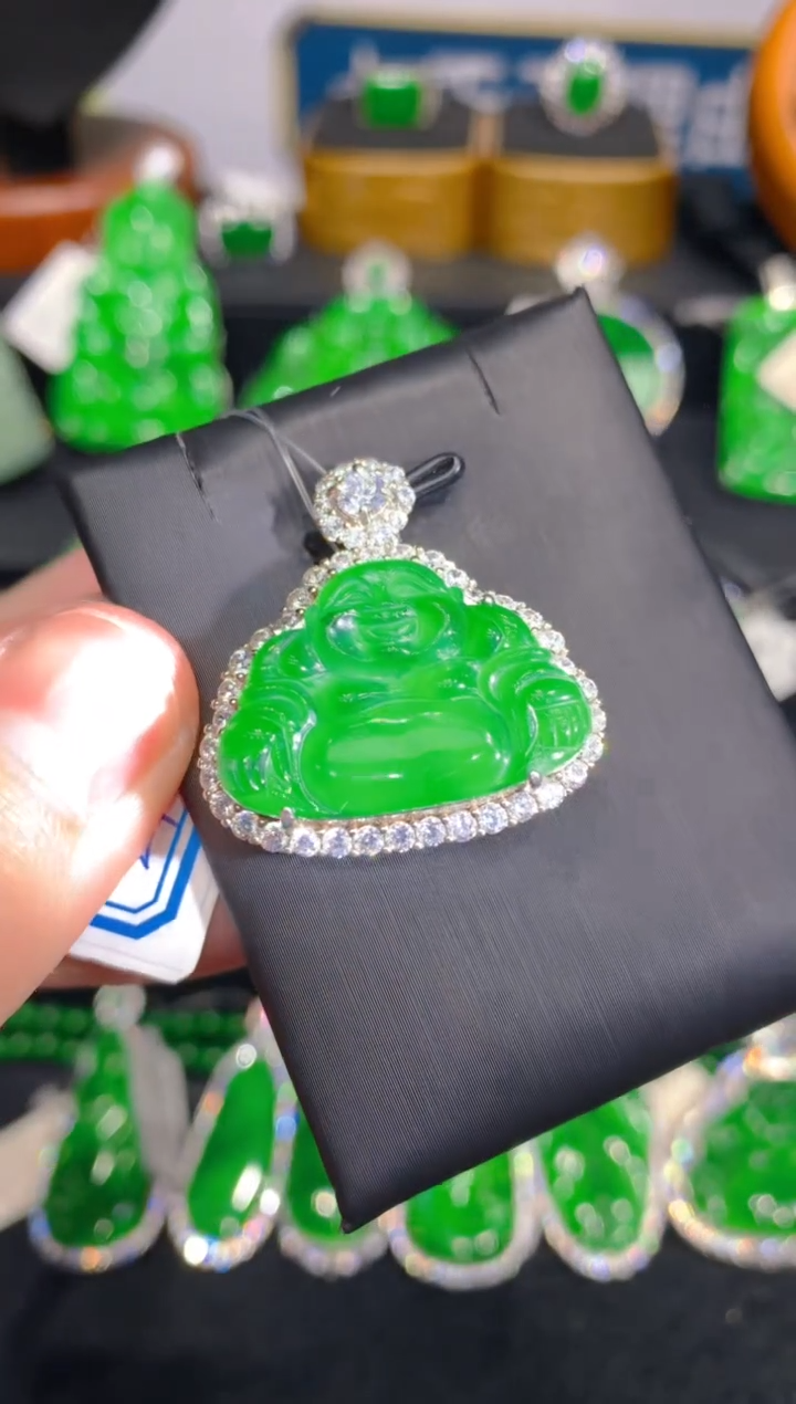 【闪购商品】翡翠颈饰银S925镶嵌12一季