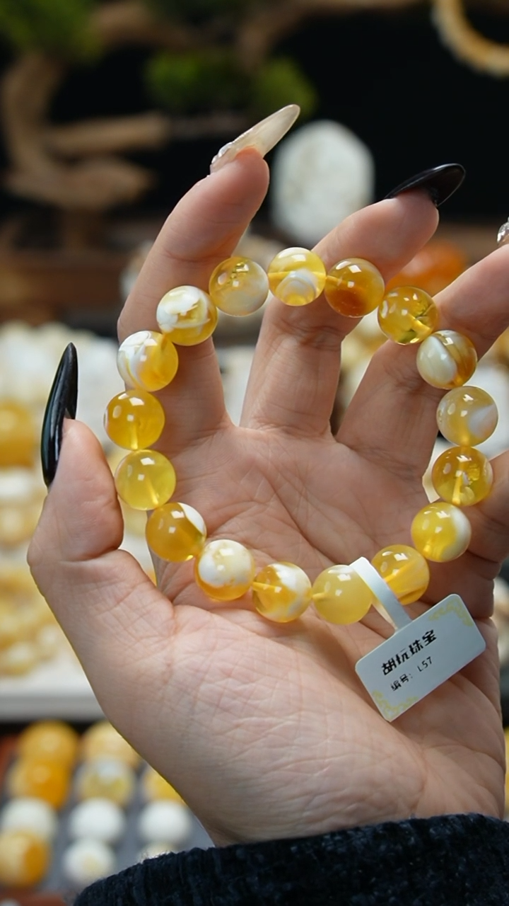 【闪购商品】琥珀裸石未镶嵌11111111111