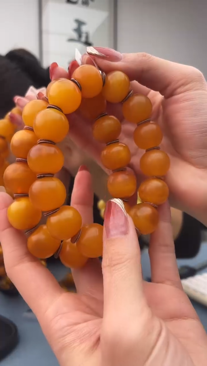 【闪购商品】蜜蜡珠宝奇石未镶嵌 假一赔十，多样性发一件038