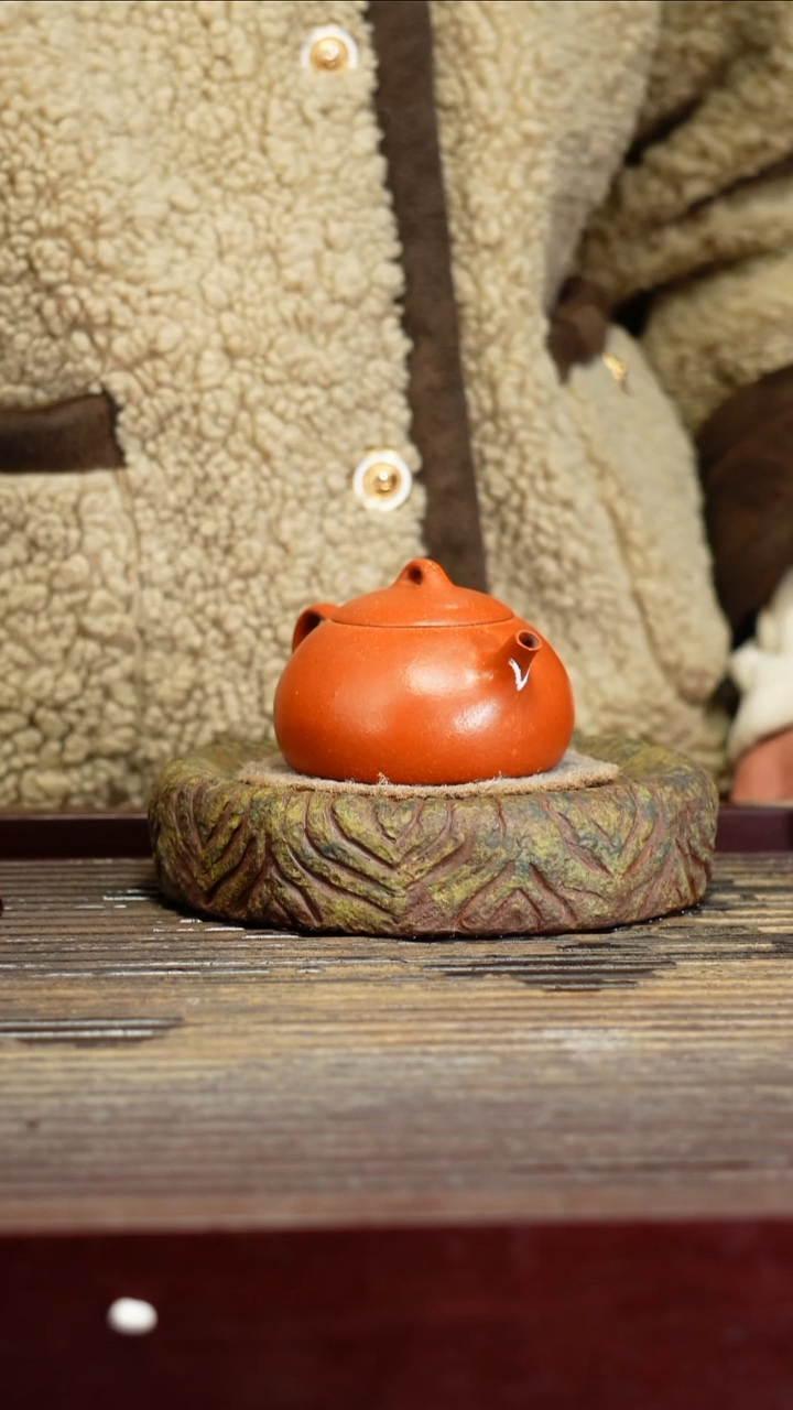 宜兴原矿紫砂壶茶壶宜兴原矿紫砂壶茶壶140C