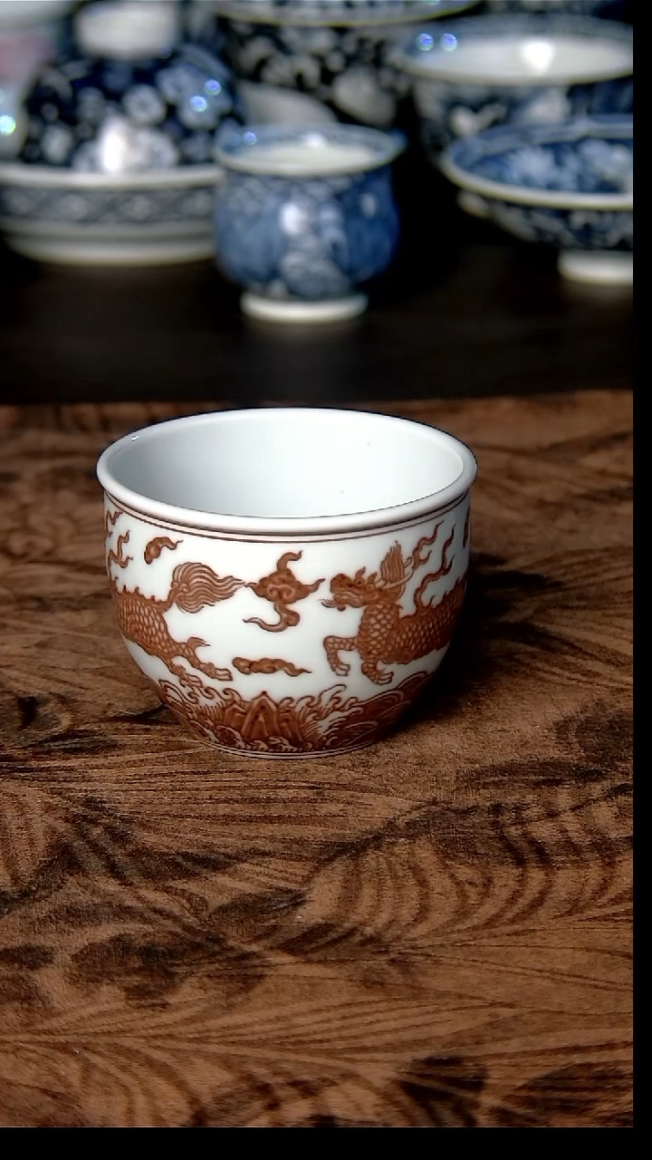 其他瓷釉里红麒麟踏浪杯