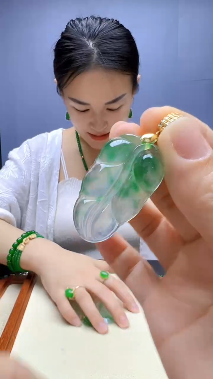 翡翠14K金镶嵌颈饰沉白diy颈饰