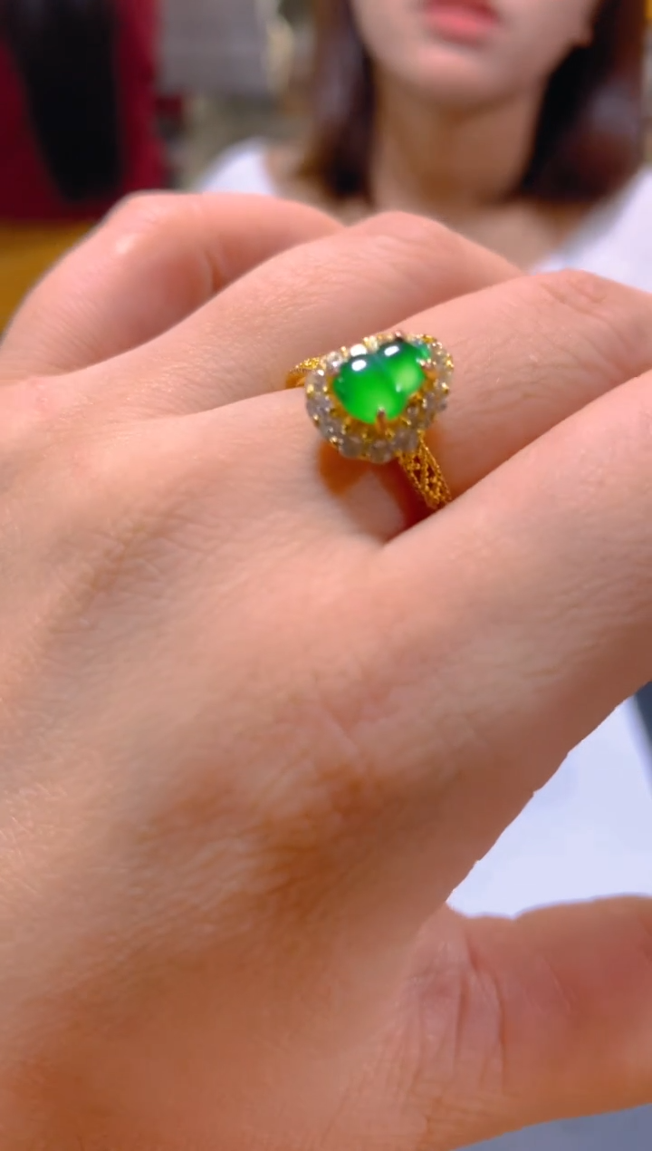 未镶嵌戒指翡翠多样性发一