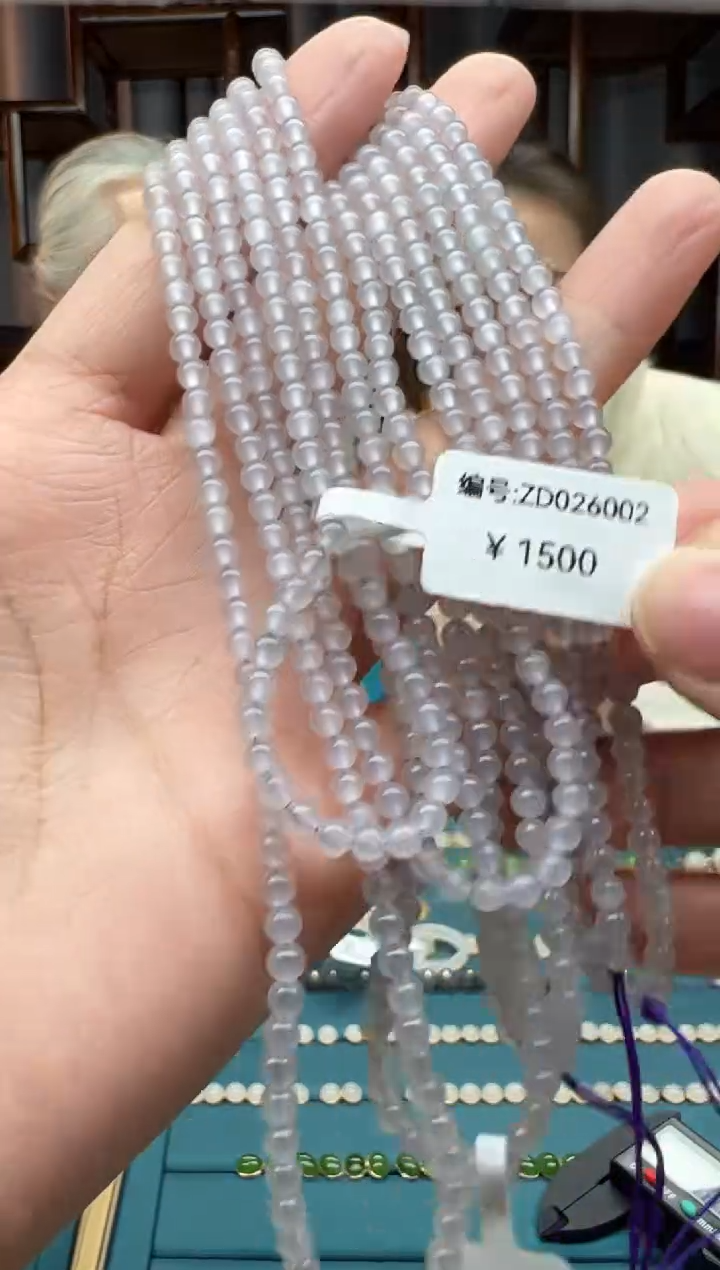 【闪购商品】和田玉颈饰未镶嵌小米珠