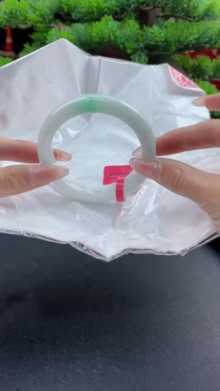 【闪购商品】翡翠手镯未镶嵌6翡翠手镯