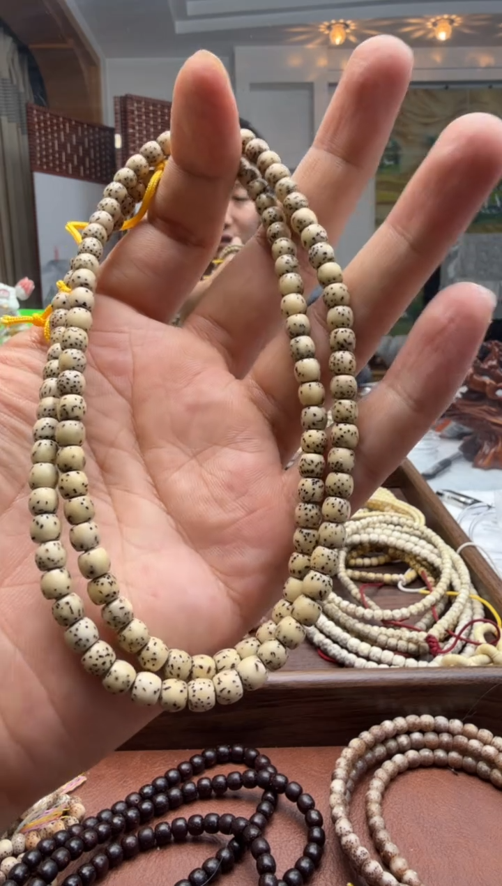 吊坠星月菩提q033