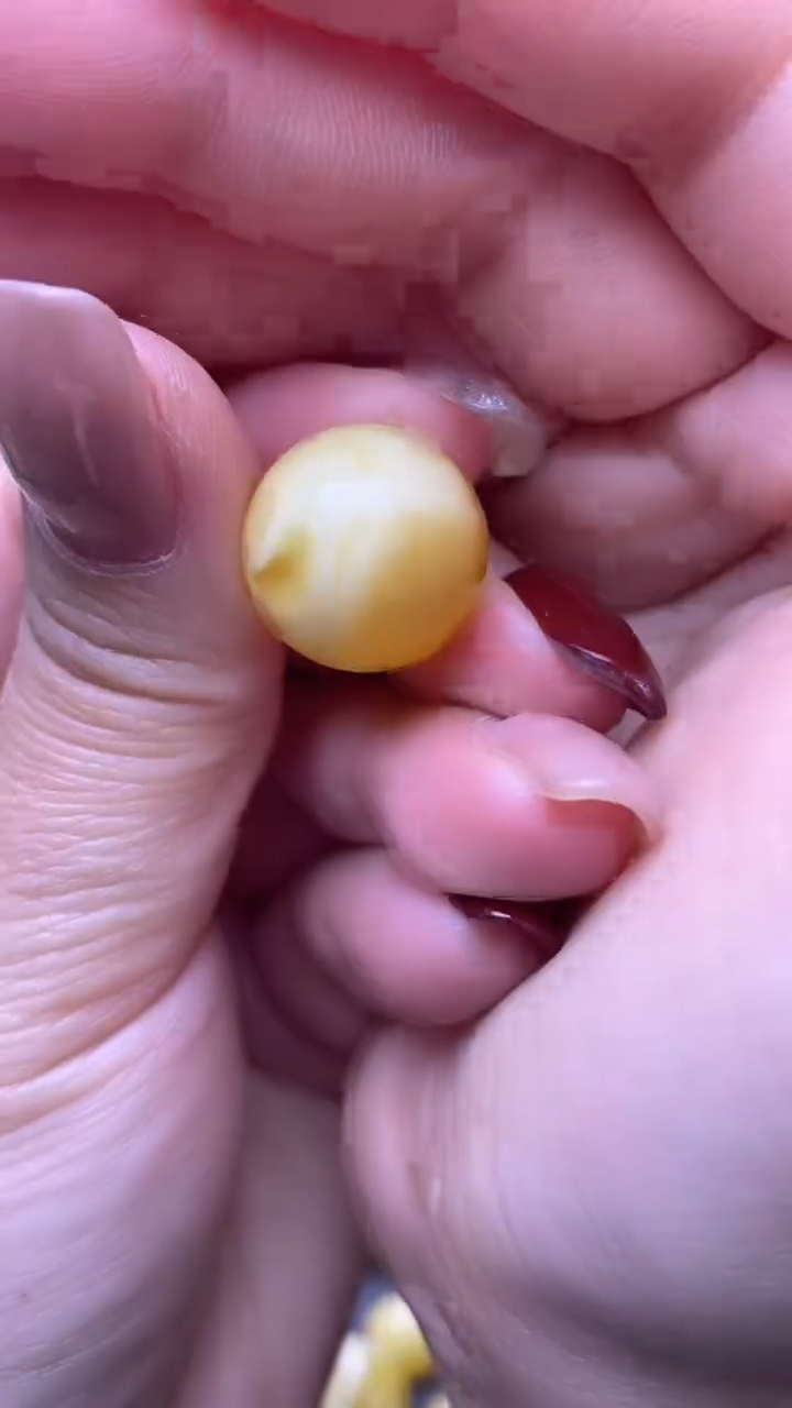 【闪购商品】琥珀裸石未镶嵌月.8/卡16.5mm微瑕