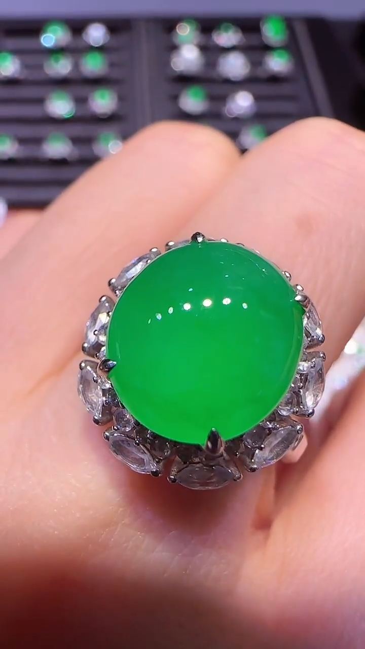 【闪购商品】翡翠戒指18K金镶嵌戒指