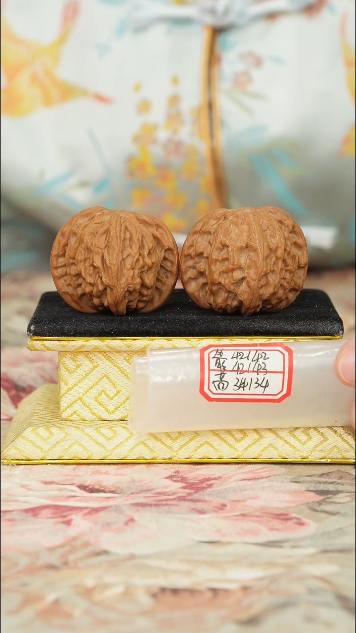 【闪购商品】文玩核桃把件磨盘