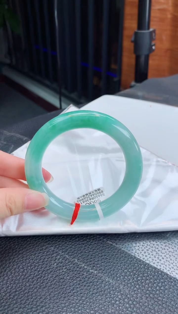【闪购商品】翡翠手镯未镶嵌缅甸天然翡翠A货手镯