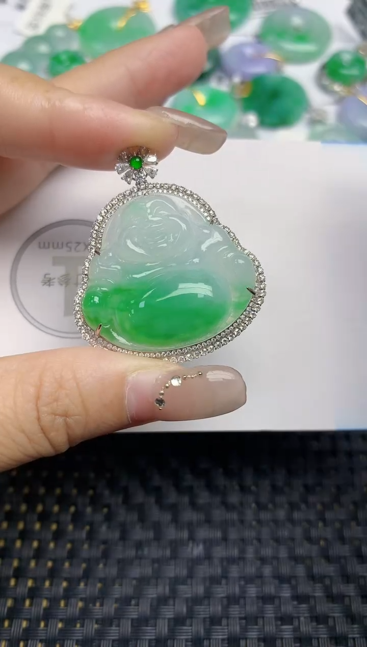 颈饰18K金镶嵌翡翠天然缅甸A货翡翠百元以上9元证书费自理