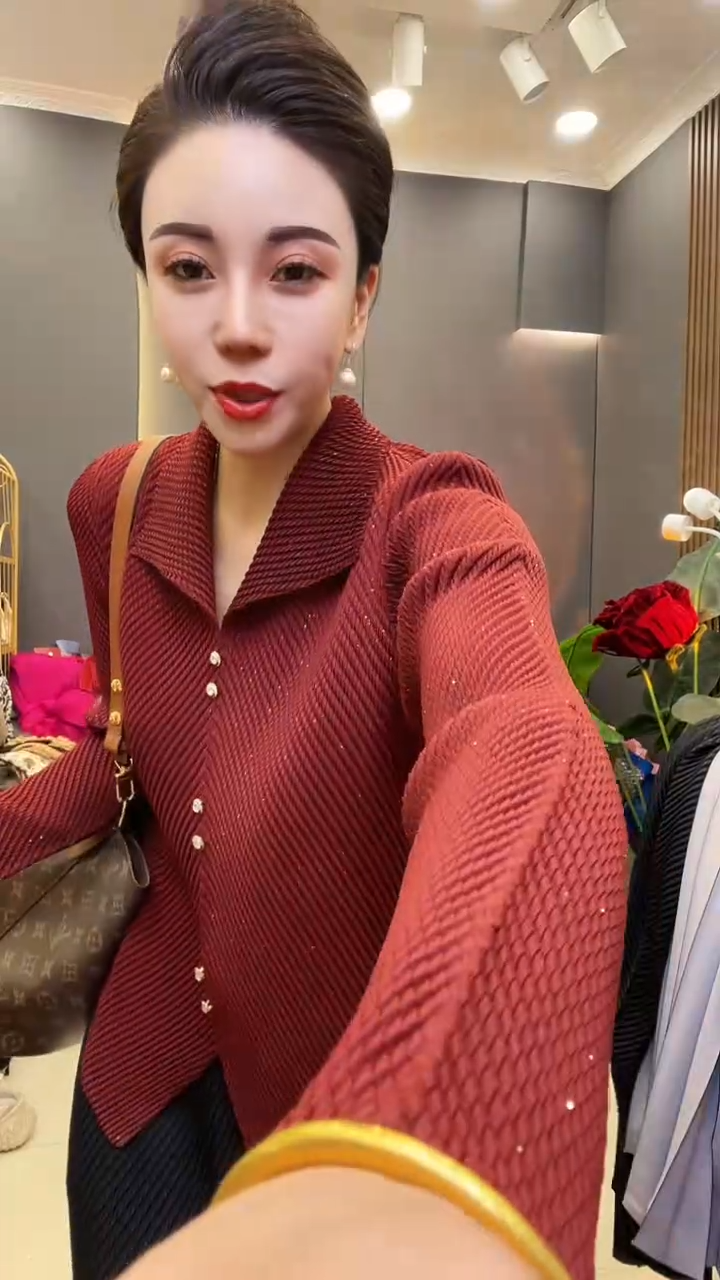 聚酯纤维（涤纶）红色 翻领衫