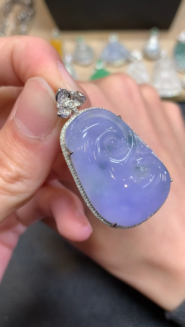 【闪购商品】翡翠颈饰18K金镶嵌如意【无服务费】