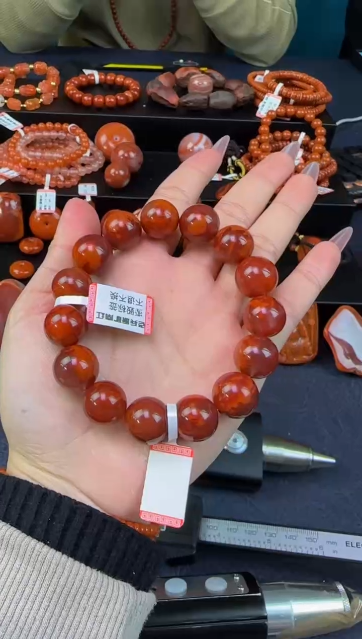 【闪购商品】南红玛瑙手链未镶嵌原矿无优化单圈10mm多样性发一