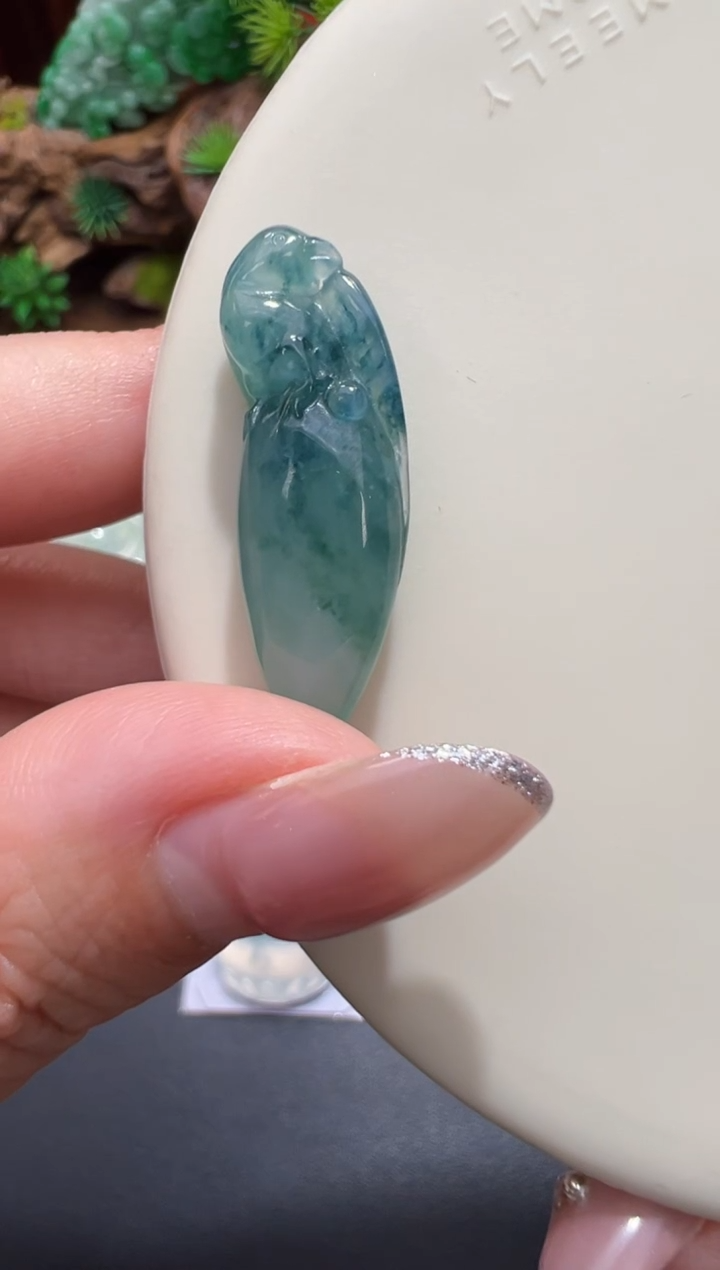 未镶嵌定制翡翠29.6*10.2*6.8鹦鹉