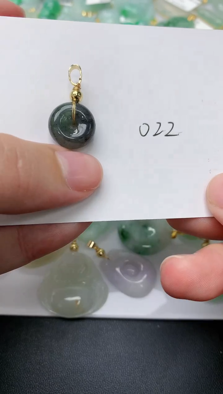 【闪购商品】翡翠吊坠(不含链)未镶嵌022