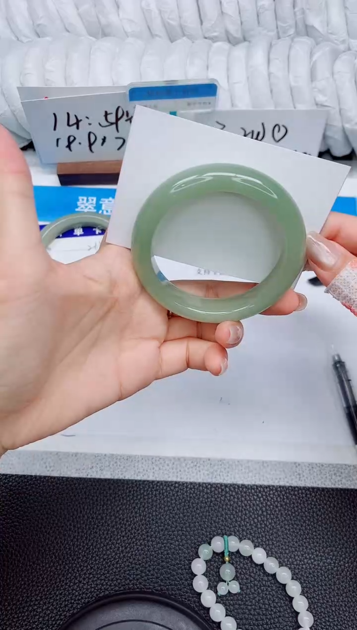 石英质玉手镯未镶嵌212-56.2