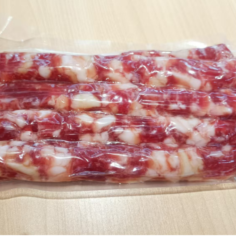 凤阳切肉手工肠咸香适中瘦肉嚼劲十足风味醇厚适合多种烹饪方式