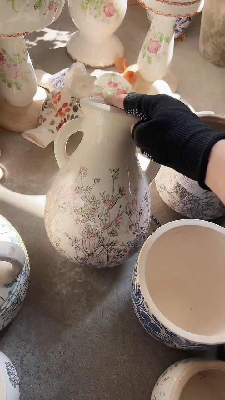 【闪购商品】陶瓷花盆高22cm内口7cm