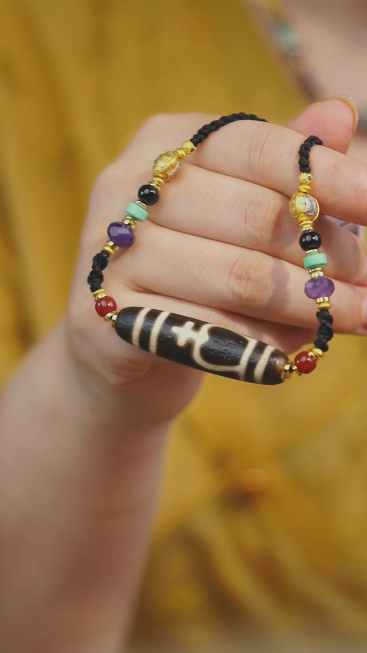 未镶嵌颈饰玛瑙/玉髓（覆膜）多样性发其一 宝瓶