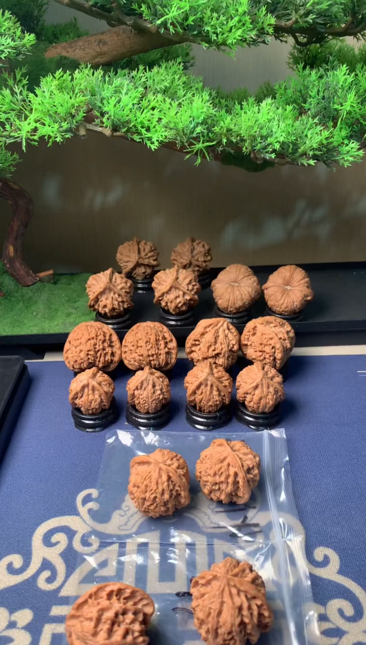 【闪购商品】文玩核桃把件41苹果园
