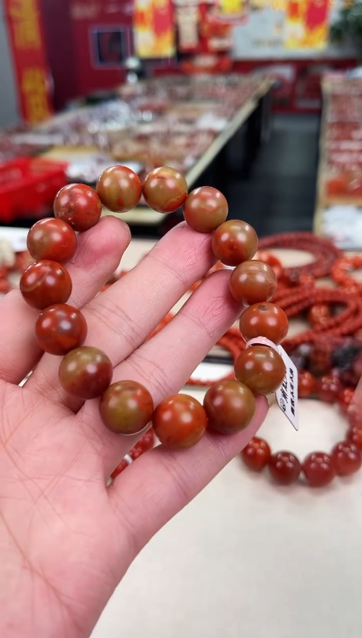 未镶嵌包浆大山包手串14+南红玛瑙（多样式发其一）