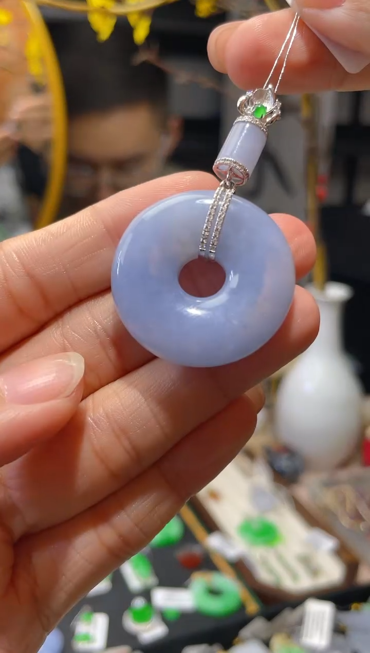 【闪购商品】翡翠颈饰18K金镶嵌假一赔三