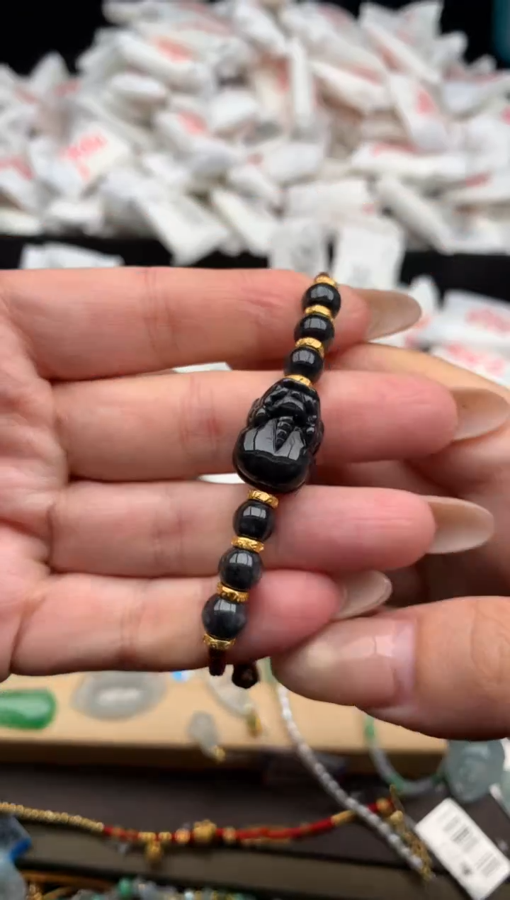 【闪购商品】翡翠手绳未镶嵌   一