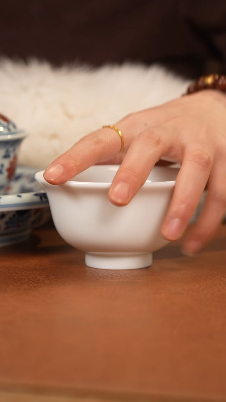 【闪购商品】杯景德镇白胎压手杯