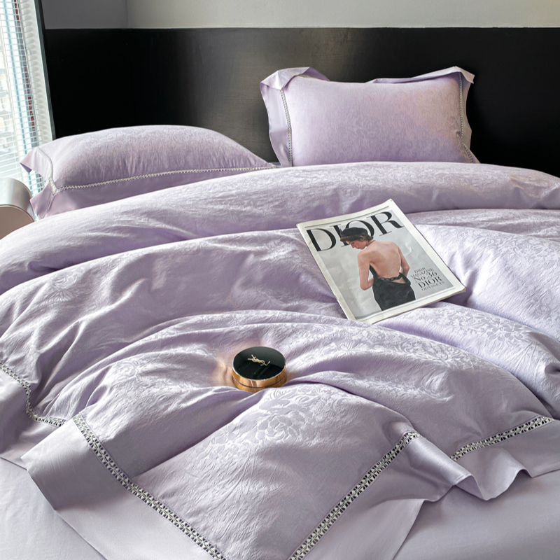 【董事长专属】超柔轻奢风云边提花纯棉四件套-花间蝶/丁香紫
