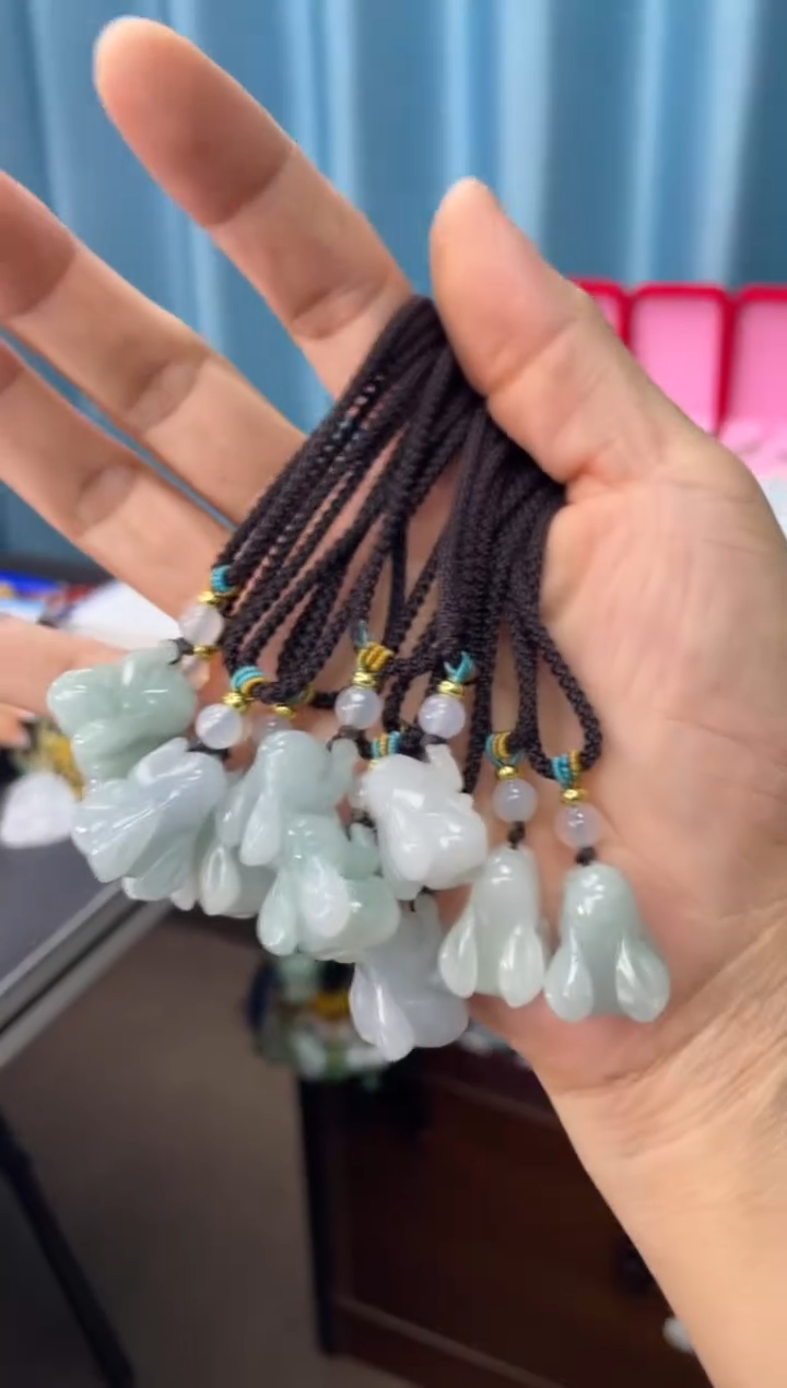 翡翠未镶嵌吊坠(不含链)兔子 多样性发其一