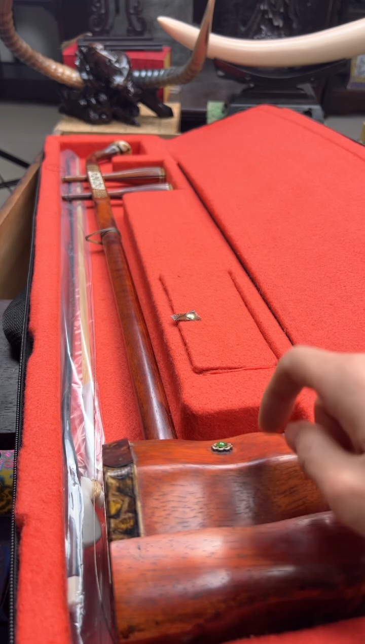 【闪购商品】木—————————二胡