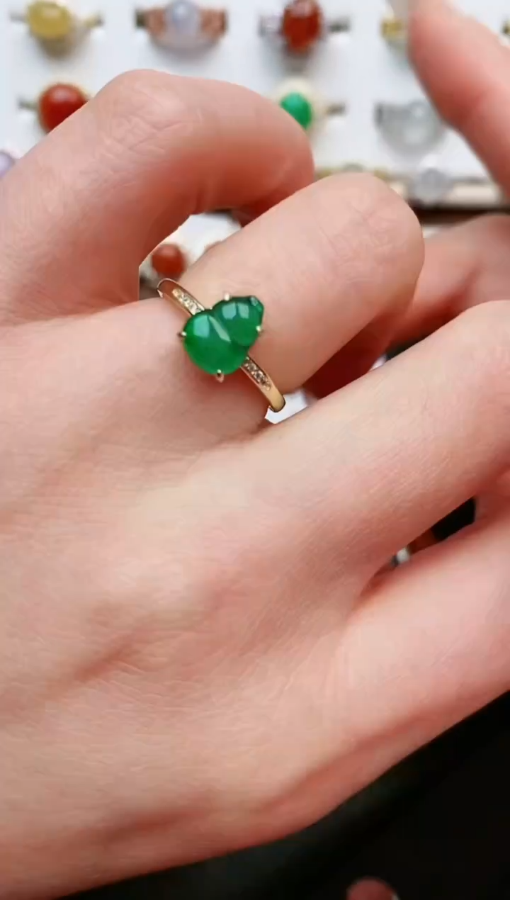 【闪购商品】翡翠戒指银S925镶嵌....