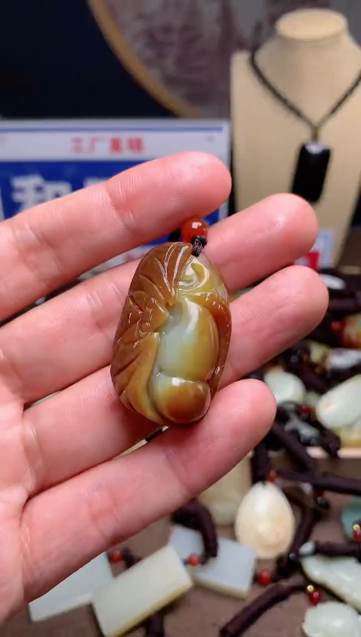 【闪购商品】和田玉颈饰未镶嵌1