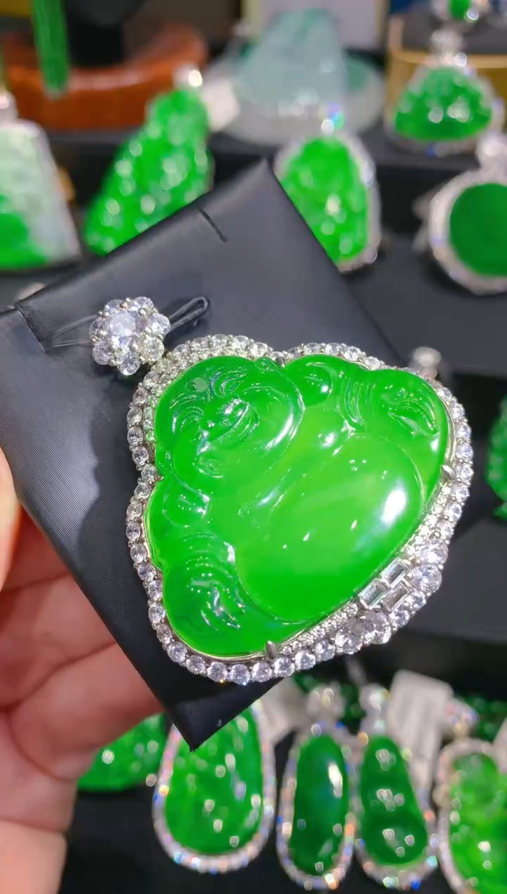 【闪购商品】翡翠颈饰银S925镶嵌34一季