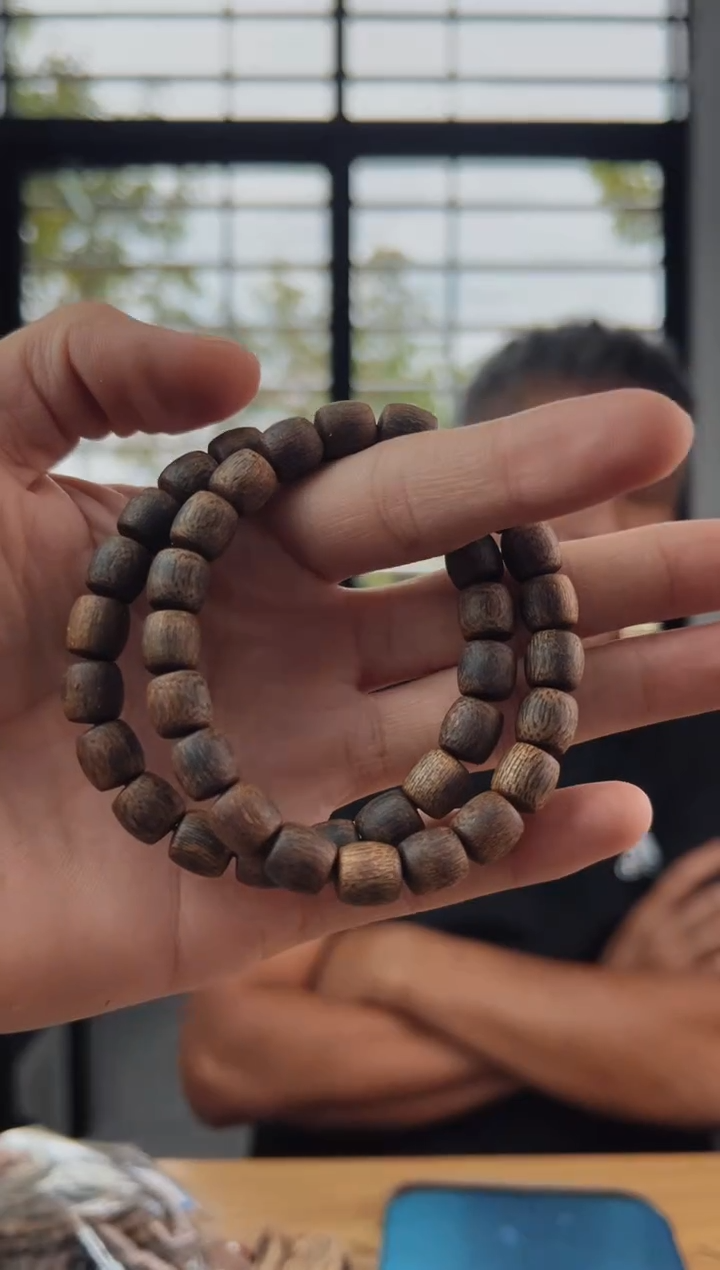 手串沉香沉水红金猊09鼓珠单圈12克多样性发一