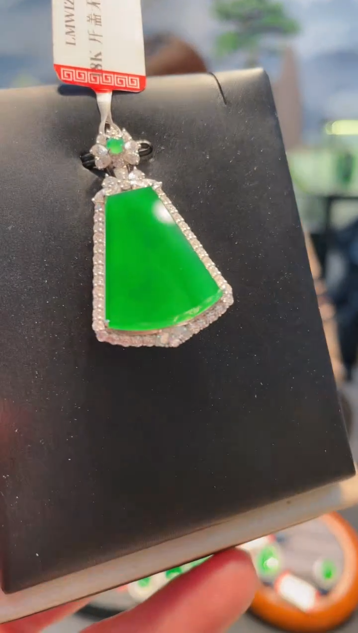 【闪购商品】翡翠颈饰18K金镶嵌A73天然A货翡翠