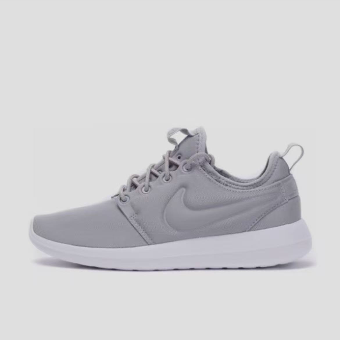 NIKE/耐克Roshe Two防滑耐磨网面透气舒适轻便运动休闲844931-001
