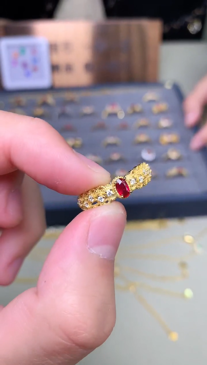 【闪购商品】红宝石戒指银S925镶嵌戒指