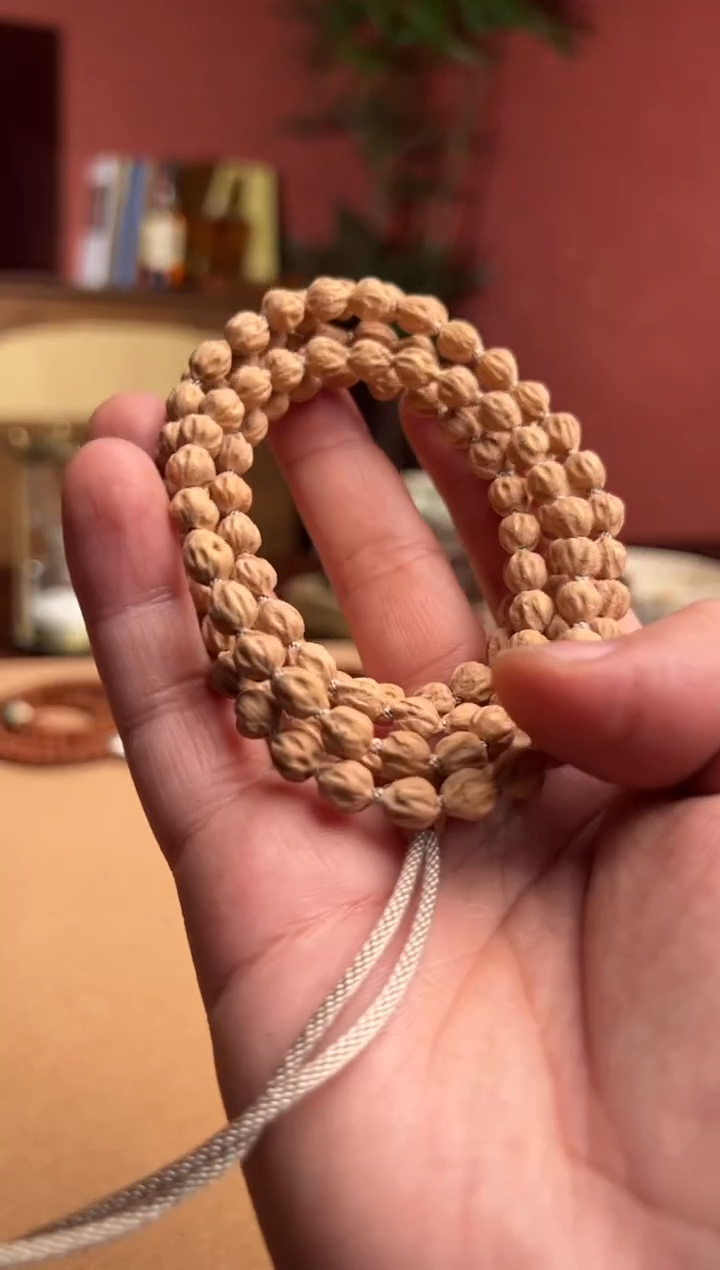 【闪购商品】柏香籽/百香籽手串021425