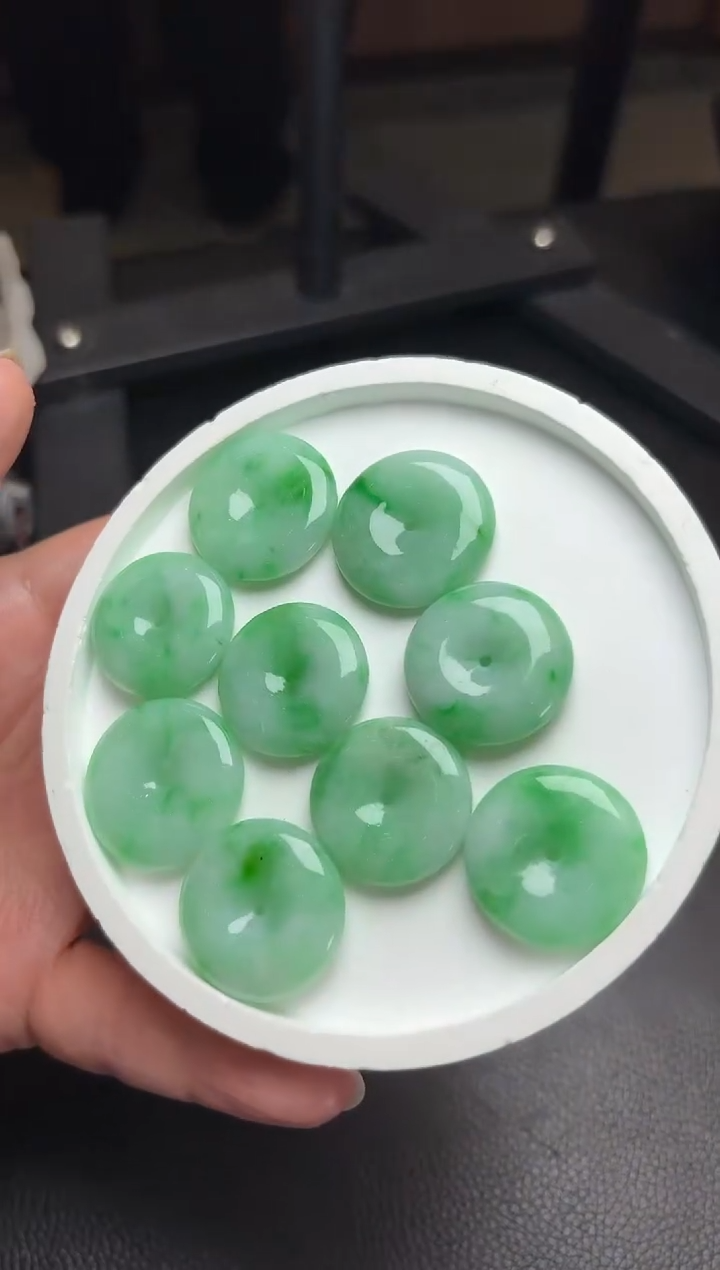 【闪购商品】翡翠颈饰未镶嵌YM911-4平安扣多样性发一