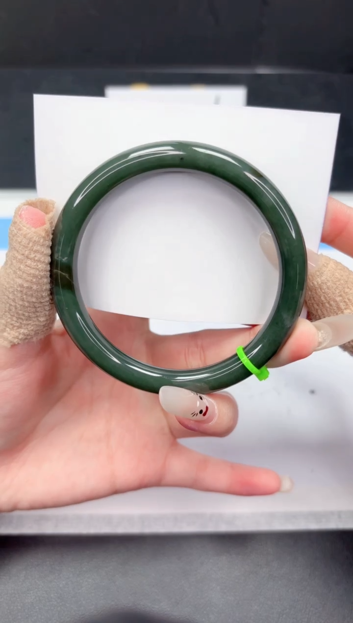 【闪购商品】和田玉（糖玉）手镯未镶嵌188-62.0