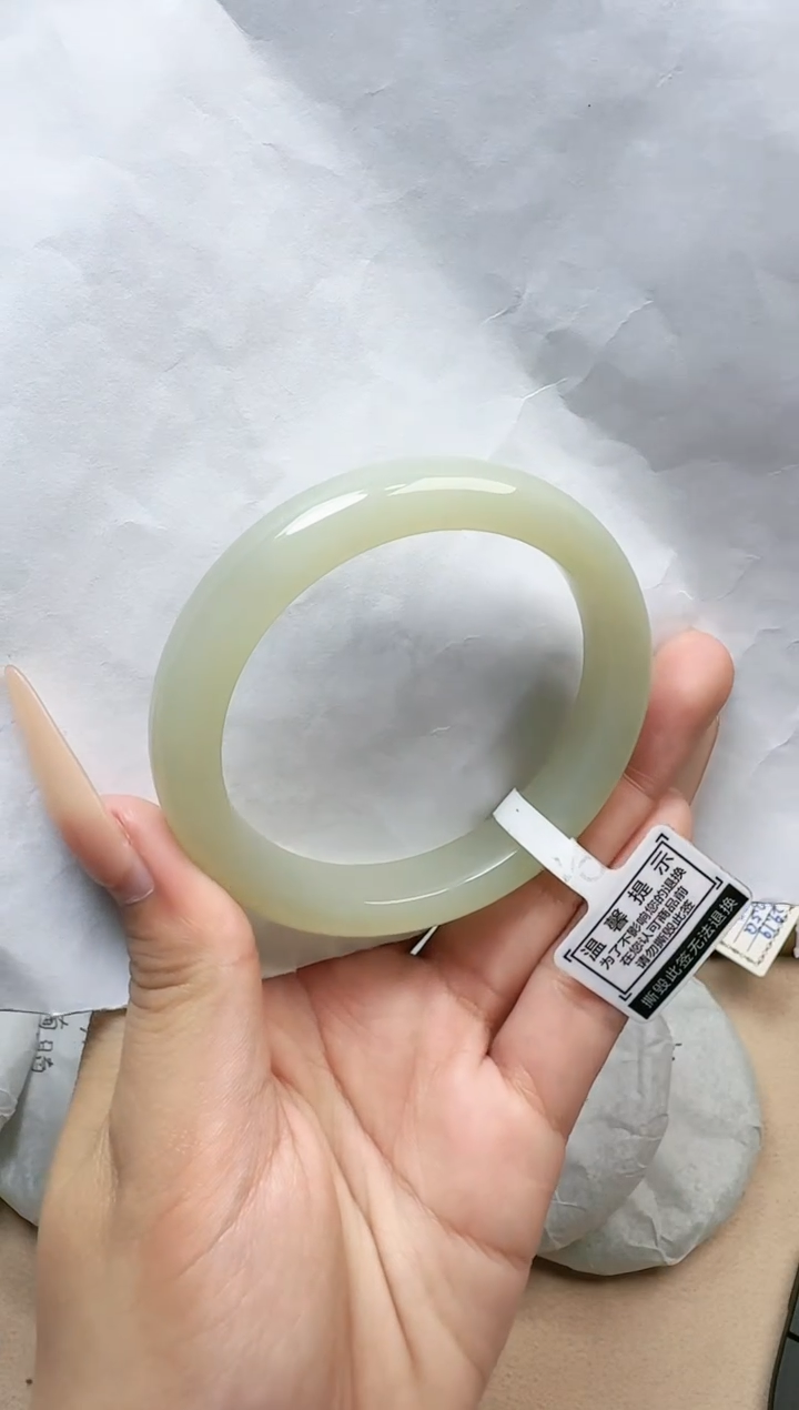 【闪购商品】和田玉手镯未镶嵌53/54圈口 YY