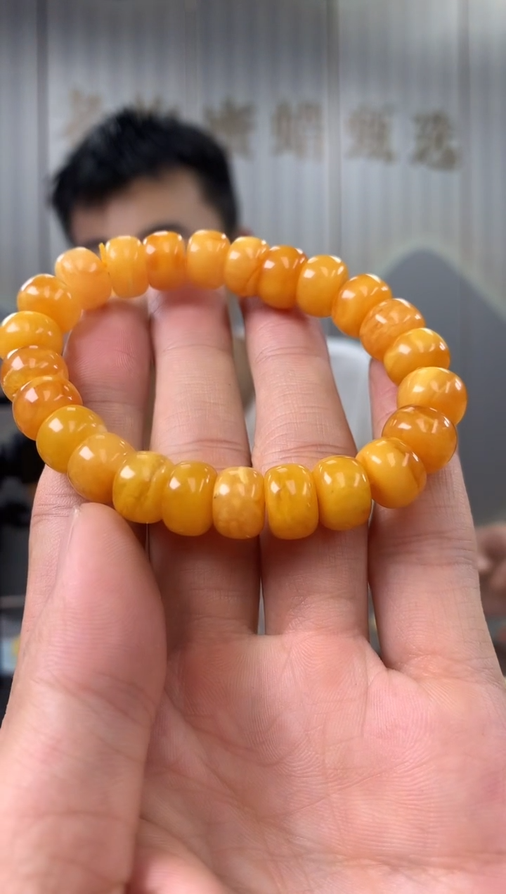 【闪购商品】琥珀裸石未镶嵌手串