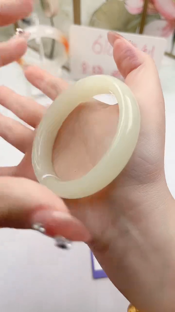 石英质玉手镯未镶嵌X288微色差56.7mm