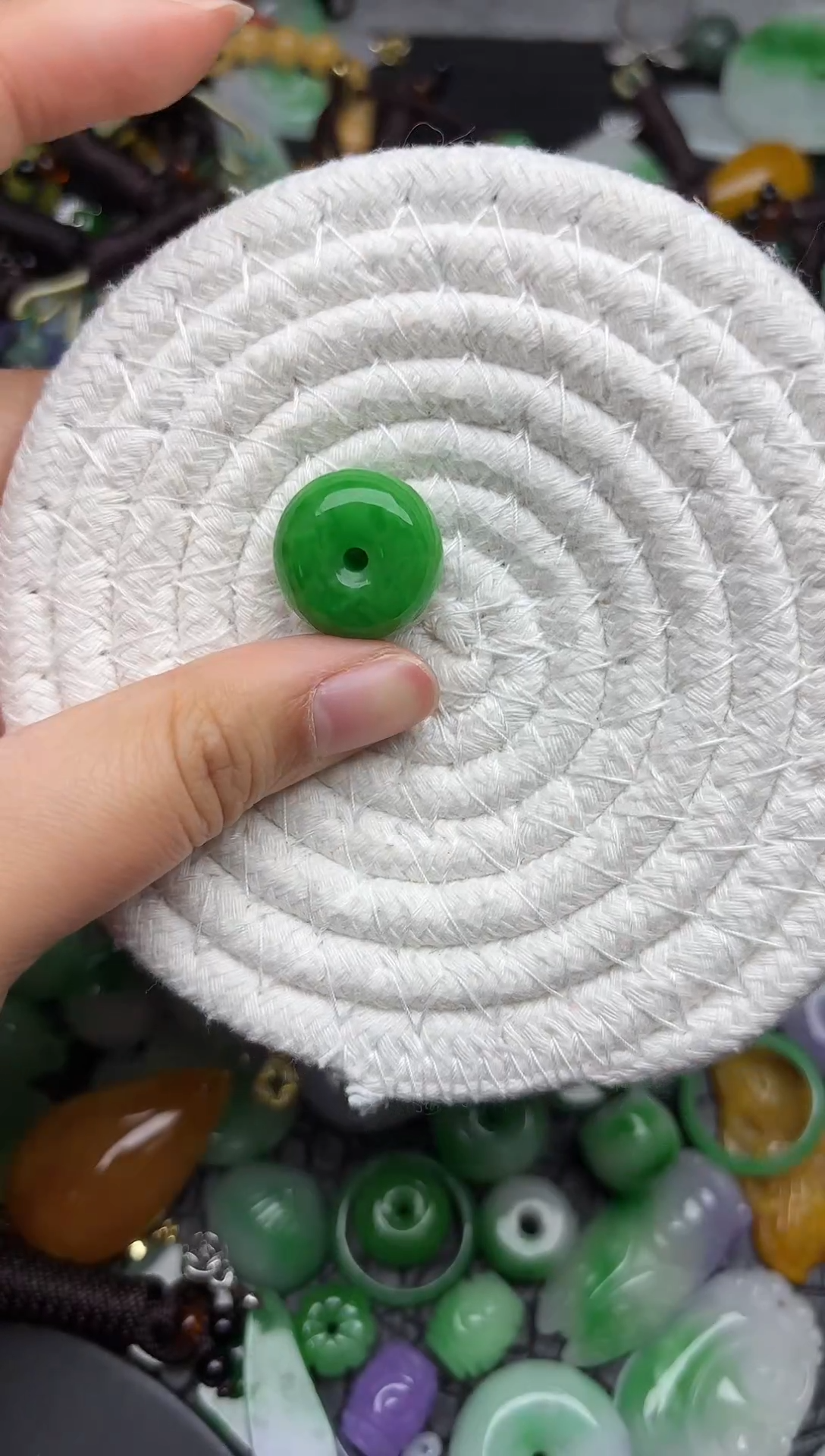 颈饰未镶嵌翡翠缅甸翡翠吊坠